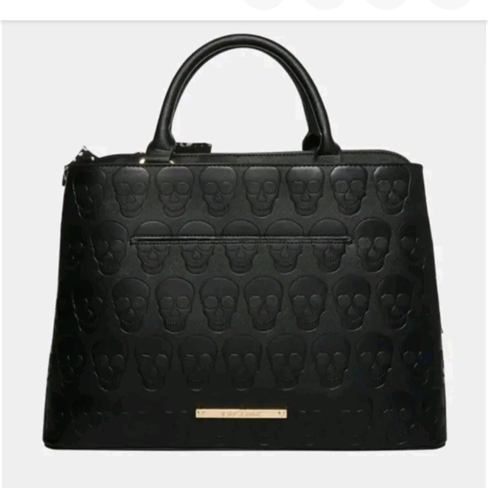 Betsy Johnson skull purse